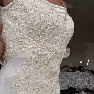 Vintage Oleg Cassini Wedding Gown (10) + train, tiara